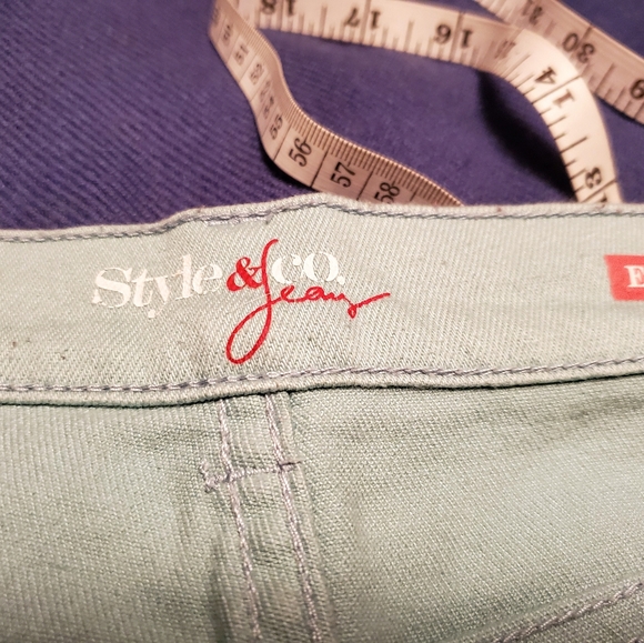 🌴 **SALE**BOGO** Minty green jeans! - Picture 3 of 5